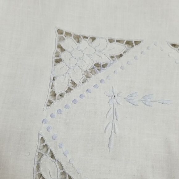 32 X 32 Pale Blue Luncheon Scarf PRETTY! - Picture 7 of 7